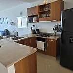 Ikigai frente al mar con piscina infinita y Gym